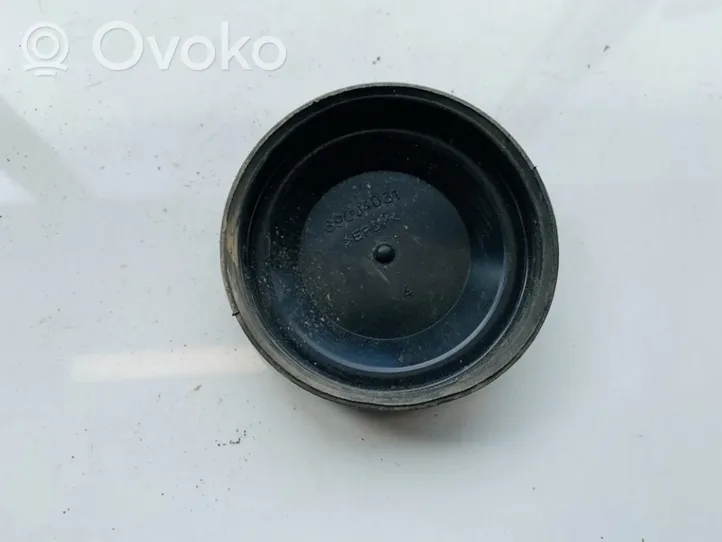 Volvo XC90 Cache-poussière de phare avant 89004031