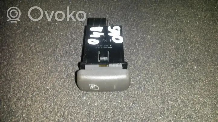 Volvo S40, V40 Central locking switch button 30864279