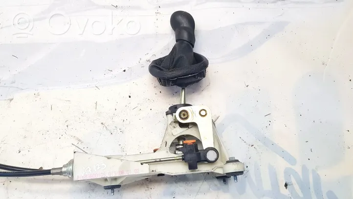 Mercedes-Benz Vaneo W414 Gear selector/shifter (interior) A1683600109