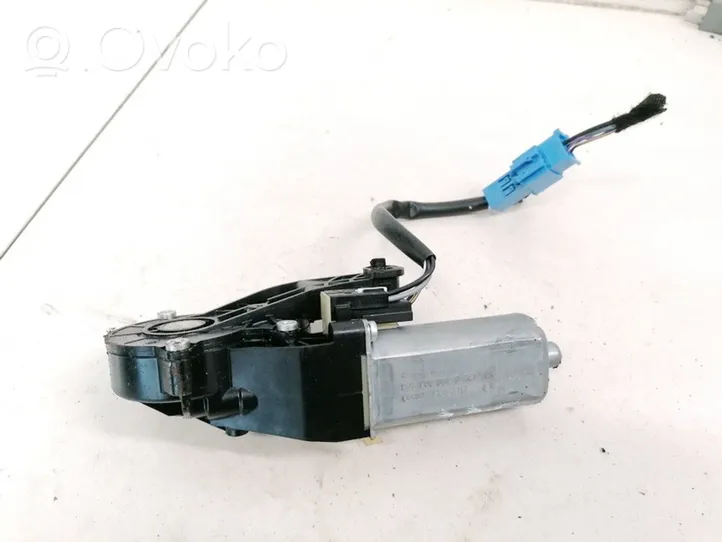 Mercedes-Benz S W221 Seat adjustment motor 0390203206