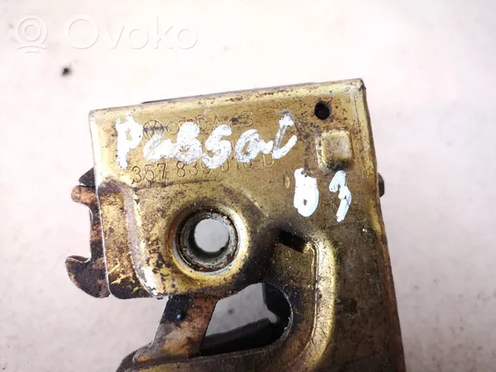 Volkswagen PASSAT B4 Etuoven lukko 357839016D