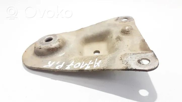 Audi A4 S4 B5 8D Supporto nel bagagliaio/baule 8d0399542b