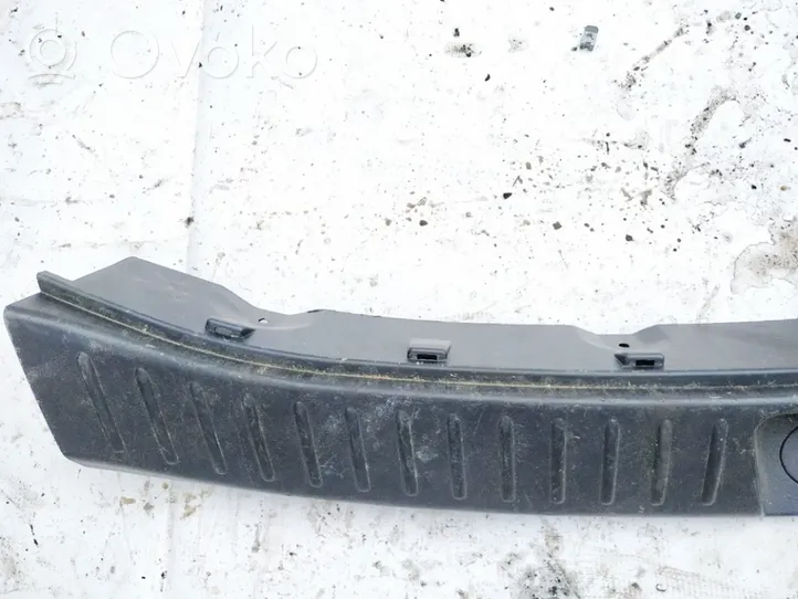 KIA Carens II Other trunk/boot trim element 857701d100