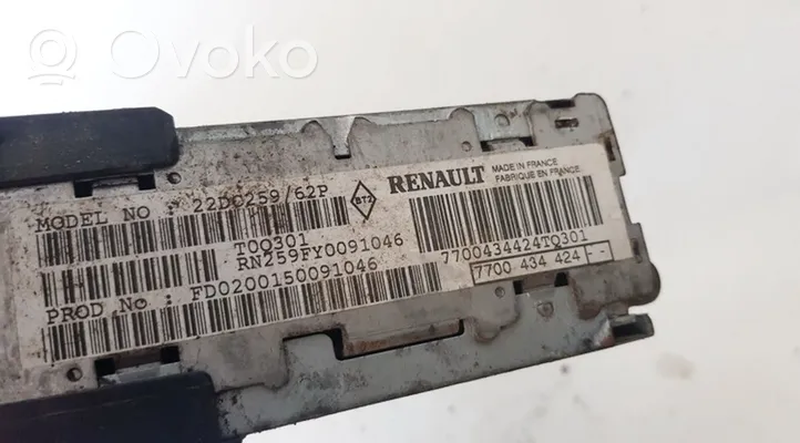 Renault Scenic I Radio/CD/DVD/GPS-pääyksikkö 7700434424