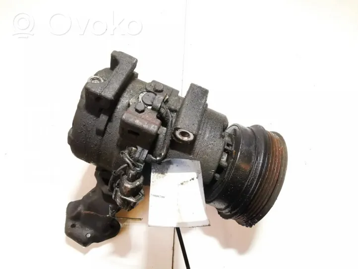 Toyota Avensis Verso Ilmastointilaitteen kompressorin pumppu (A/C) 2473000700