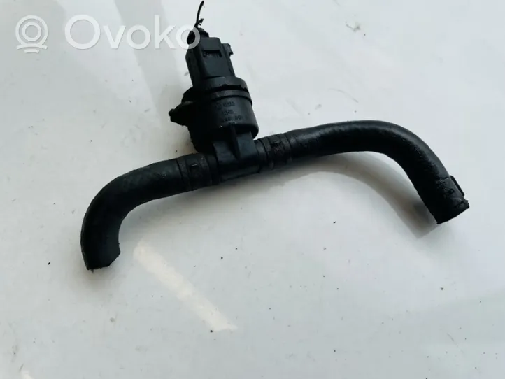 Volkswagen Transporter - Caravelle T5 Kraftstofftemperatur Sensor Fühler Geber 038906081b