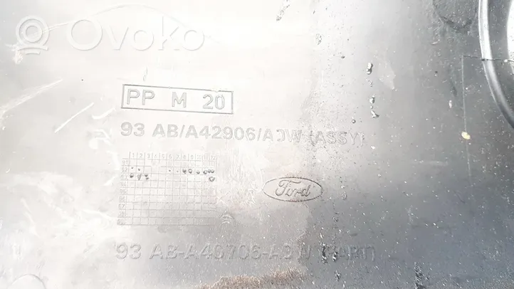 Ford Escort Kita bagažinės apdailos detalė 93aba42906