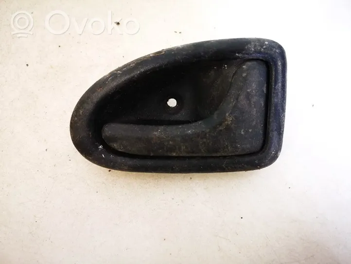 Renault Clio II Maniglia interna per portiera anteriore 8200028995