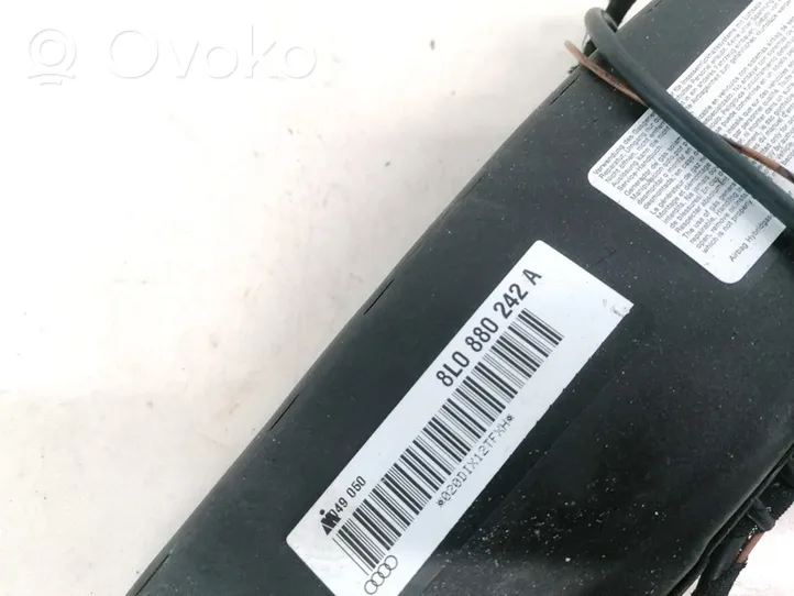 Audi A4 S4 B5 8D Sēdekļa drošības spilvens 8l0880242a