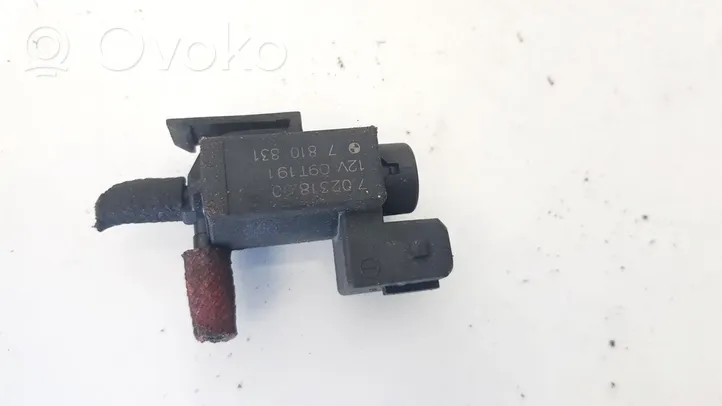 Toyota Avensis T270 Turboahtimen magneettiventtiili 70231800