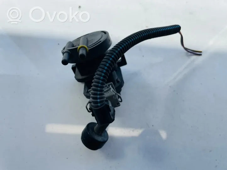 Opel Omega B2 Solenoidinis vožtuvas 4522371