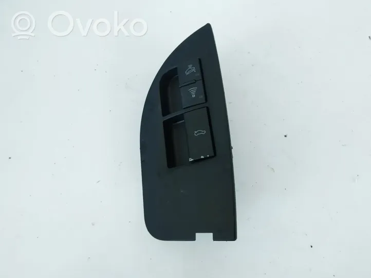 Audi A4 S4 B7 8E 8H Tailgate opening switch 8e2959528b