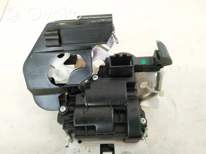 Audi A1 Blocco/chiusura/serratura del portellone posteriore/bagagliaio 8r0827505