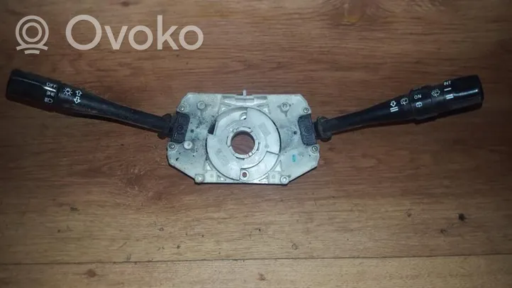 Honda CR-V Leva/interruttore dell’indicatore di direzione e tergicristallo sr3m11970