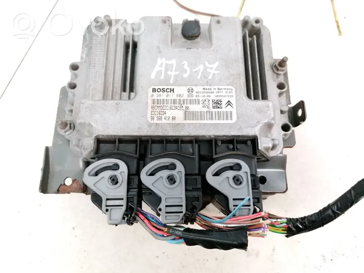 Citroen Xsara Picasso Sterownik / Moduł ECU 0281011802