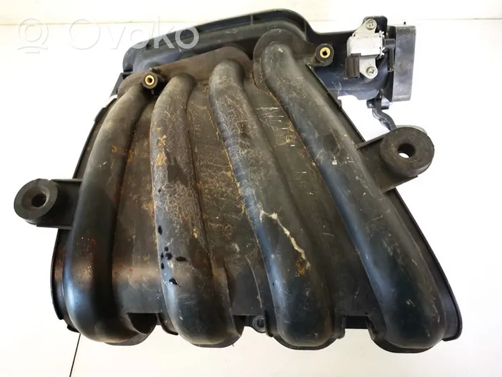 Nissan Note (E11) Intake manifold 