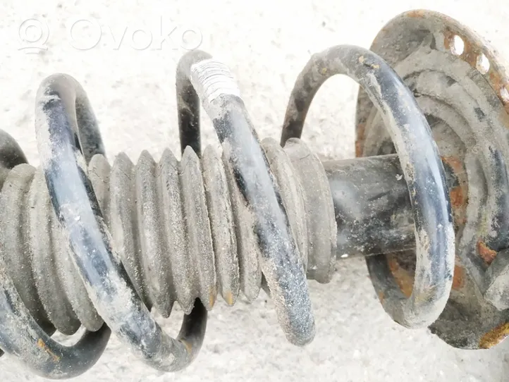 Opel Zafira C Front coil spring 