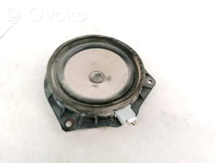 Toyota Yaris Verso Garsiakalbis (-iai) priekinėse duryse 8616052030