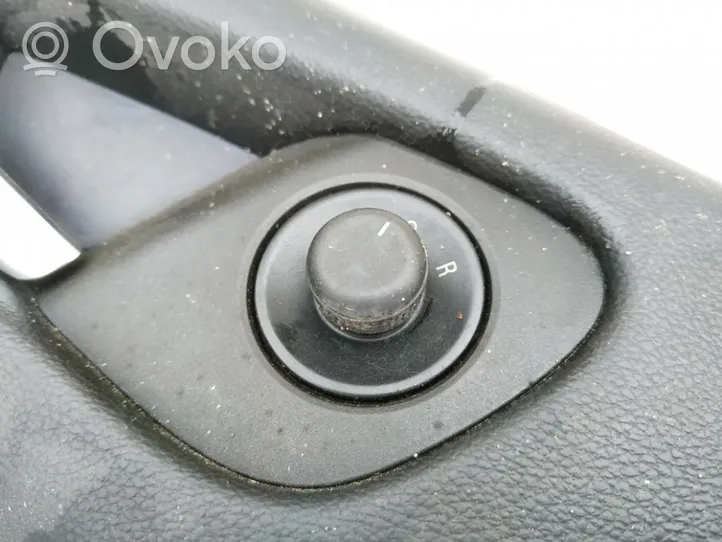 Opel Zafira C Wing mirror switch 