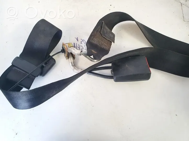 Skoda Fabia Mk1 (6Y) Middle seatbelt (rear) 57038A28