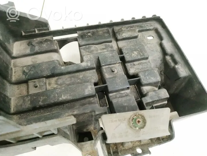 Opel Meriva A Battery box tray 13256603