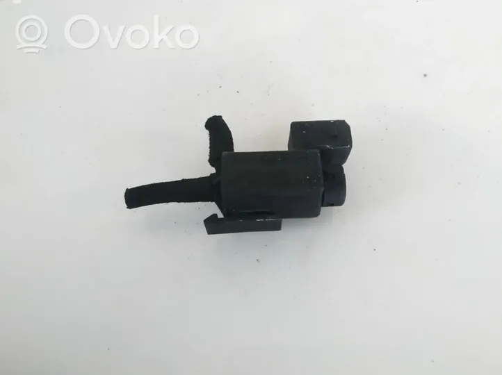 BMW X5 F15 Turboahtimen magneettiventtiili 7810831