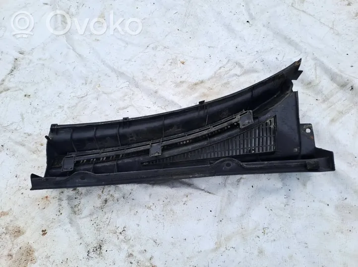 Toyota Yaris Verso Podszybie przednie 5578152060