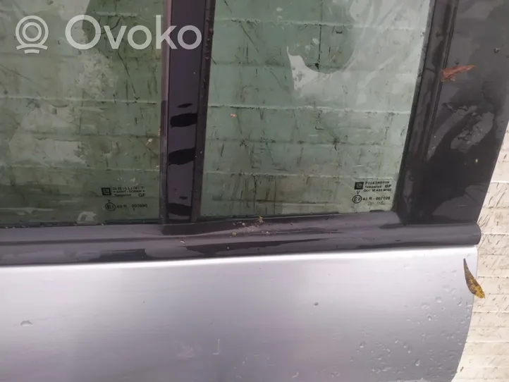 Opel Zafira A Galinių durų stiklo apdaila 