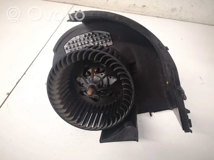 BMW 3 F30 F35 F31 Ventola riscaldamento/ventilatore abitacolo 927611201