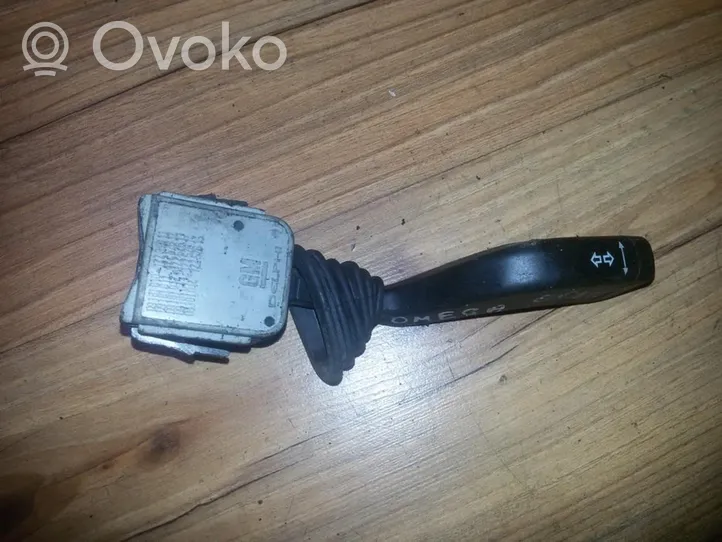 Opel Omega B2 Indicator stalk 09181010