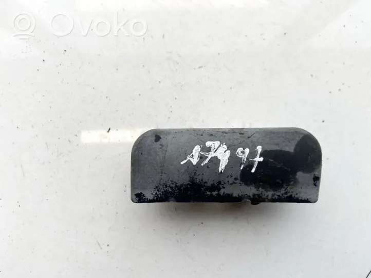 Fiat Doblo Lampa oświetlenia tylnej tablicy rejestracyjnej 46738719