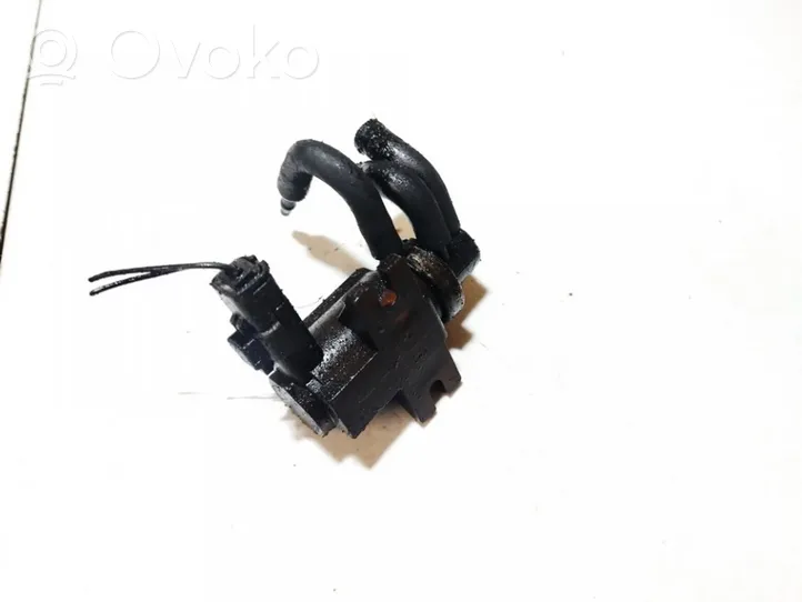 Ford Focus C-MAX Solenoidinis vožtuvas 700968040