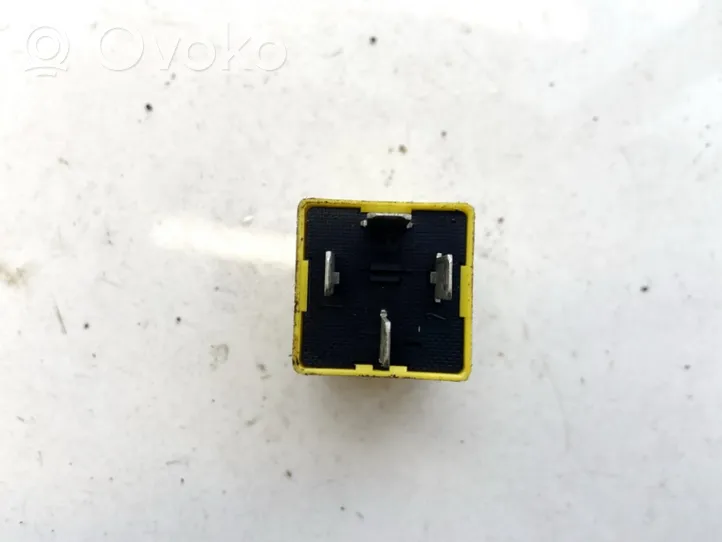 Ford Fiesta Other relay V23136BZX3