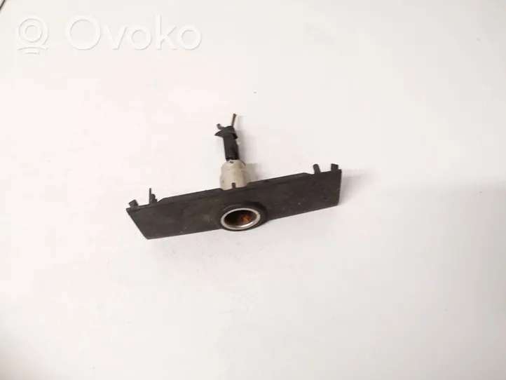 Opel Vectra C Прикуриватель 13111083