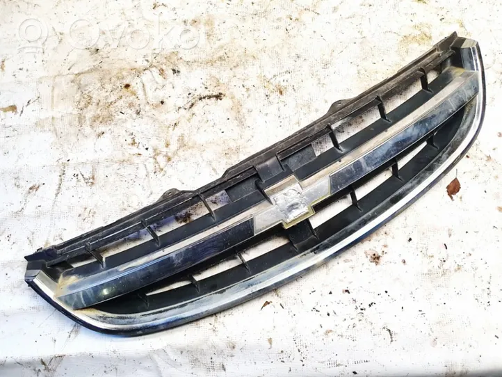 Chevrolet Epica Grille de calandre avant 96635474