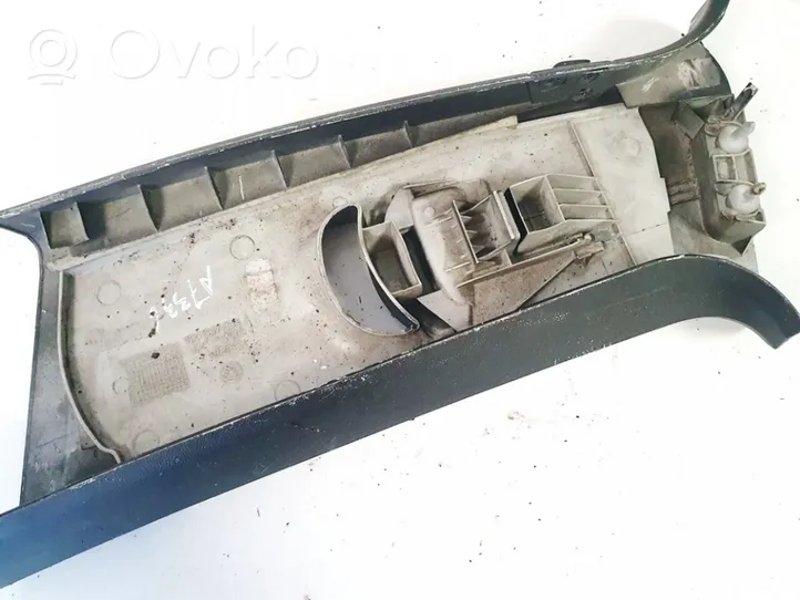 Skoda Octavia Mk2 (1Z) Autres pièces intérieures 1z0867294