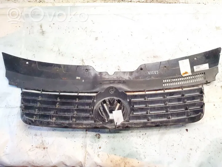 Volkswagen Transporter - Caravelle T5 Front grill vw07047gan