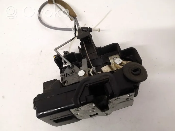 Opel Antara Front door lock 