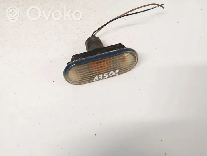 Seat Toledo II (1M) Front fender indicator light 3b0949117c