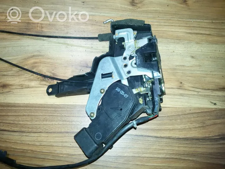 Chrysler Voyager Front door lock 