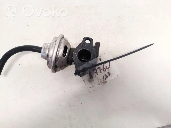 Audi A4 S4 B5 8D Valvola EGR 028131501e