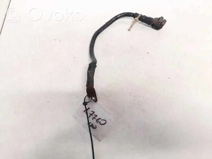 Audi A4 S4 B5 8D Cable positivo (batería) 