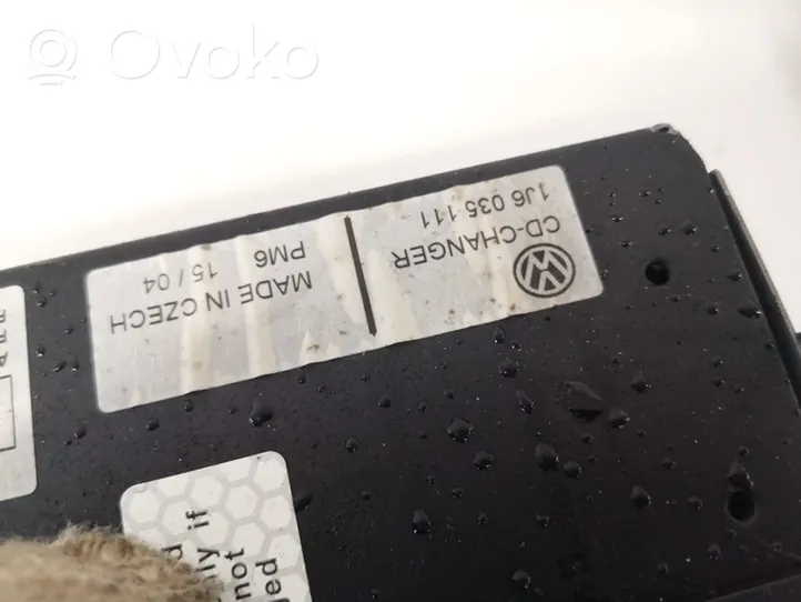 Skoda Superb B5 (3U) CD/DVD keitiklis 1j6035111
