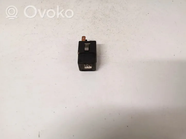 Opel Tigra A Fog light switch 90228201