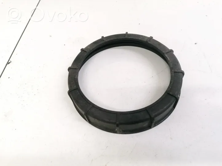 Renault Megane I Bague de verrouillage pour réservoir de carburant 