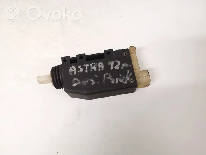 Opel Astra F Central locking motor 