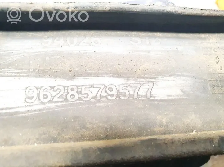 Peugeot 206 Spojler zderzaka przedniego 9628579577