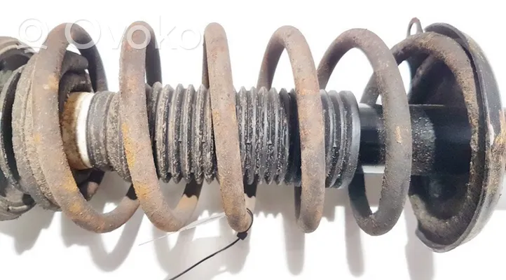 Volkswagen PASSAT B3 Front coil spring 