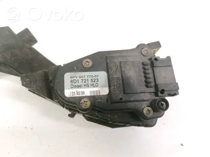 Volkswagen PASSAT B5 Pedale dell’acceleratore 8D1721523