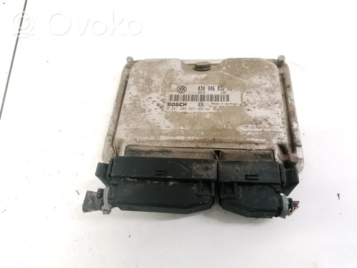 Volkswagen Lupo Sterownik / Moduł ECU 030906032AS